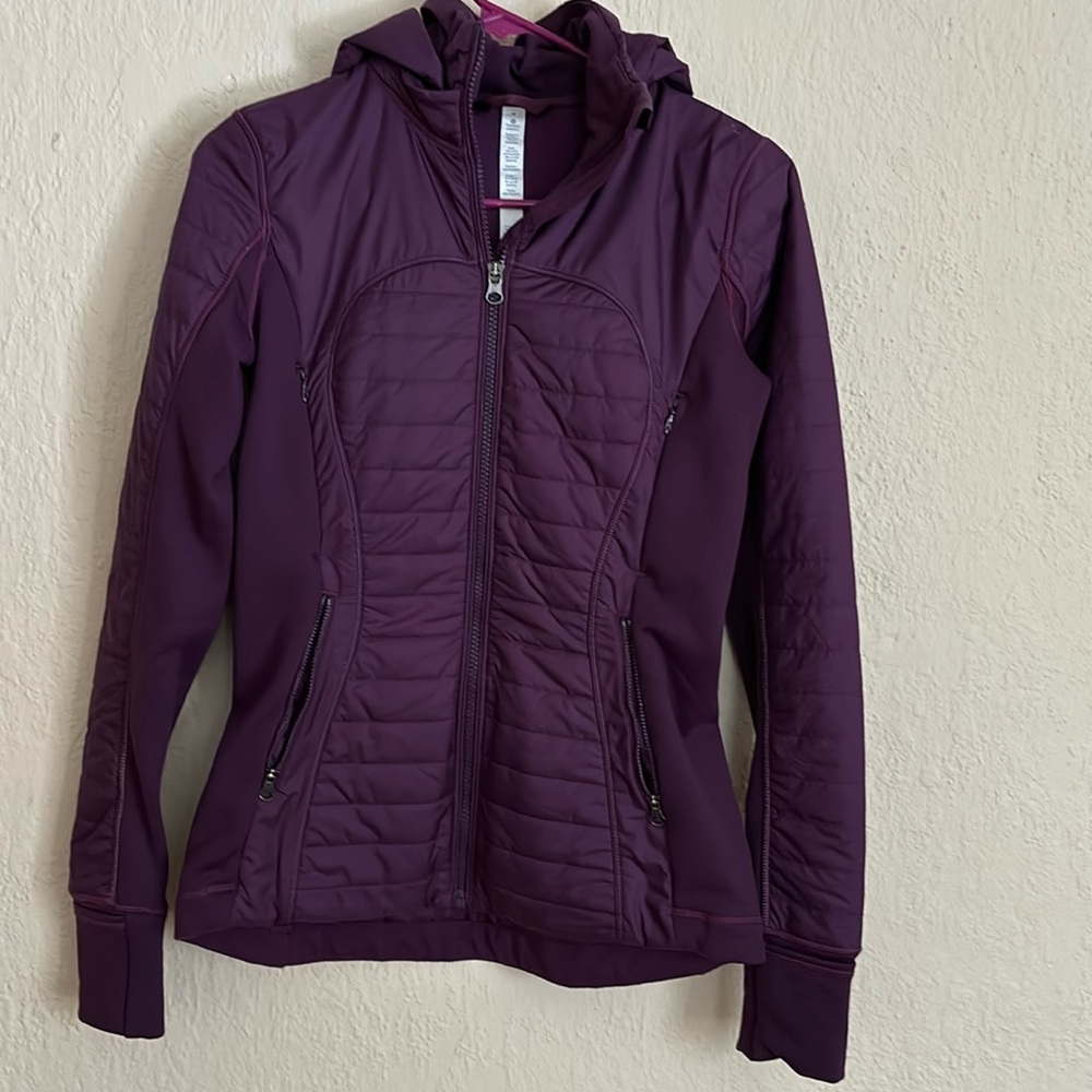 Lululemon Running Jacket 4